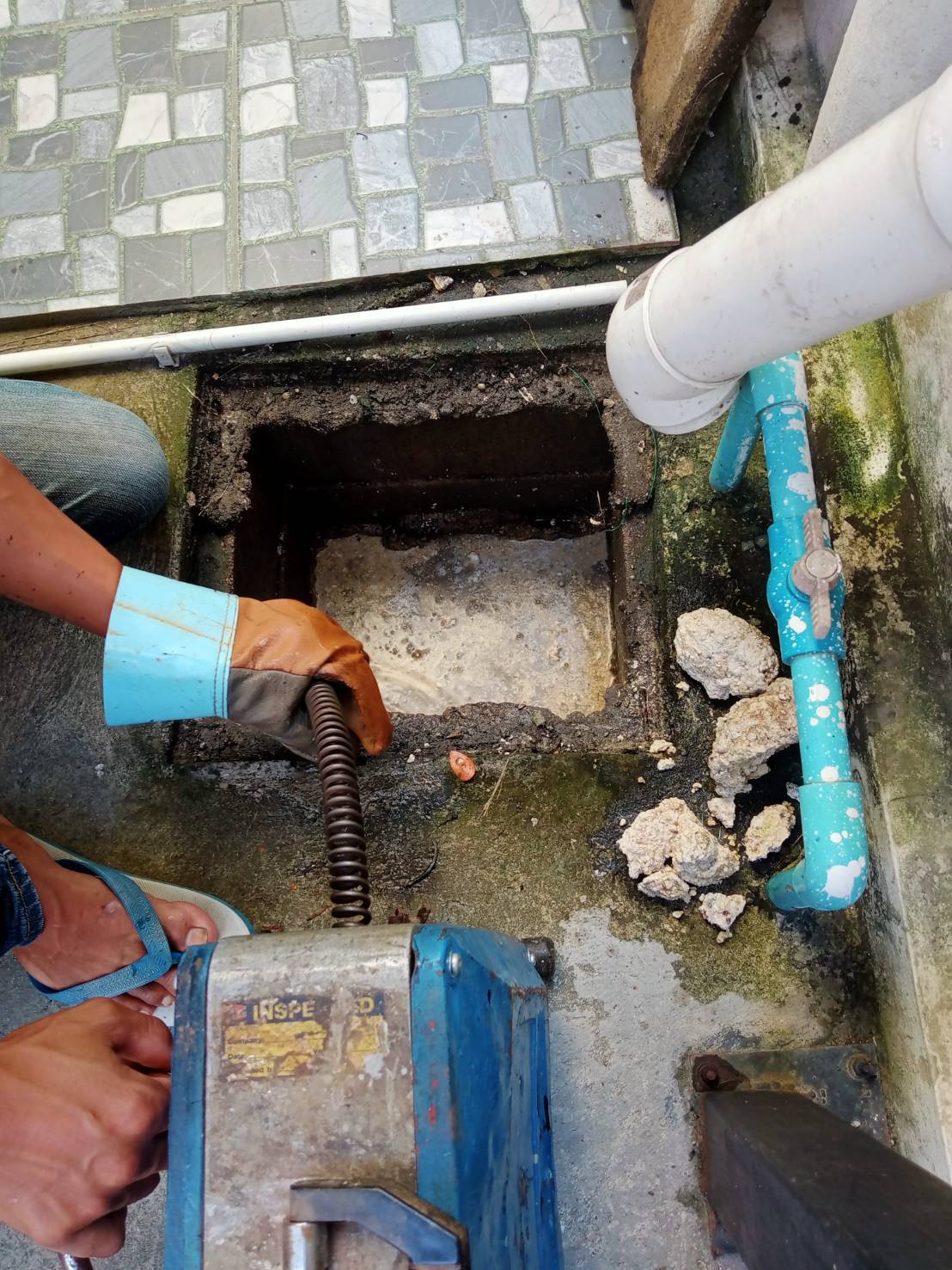 10 - https://ช่างท่อตันจันทบุรี.com | ช่างท่อตันจันทบุรี - งูเหล็กทะลวงท่อ ลอกท่อ ต่อท่อ แก้ไขท่อน้ำทิ้งอุดตันทุกชนิด ไม่ว่าจะเป็นท่อพื้นห้องน้ำตัน ชักโครกอุดตัน โถปัสสาวะตัน อ่างล้างจานตัน อ่างล้างหน้า-มือตัน ท่อระเบียงตัน ท่อเมน ของบ้าน อาคาร โรงเเรม โรงงาน คอนโด อาคารพาณิชย์