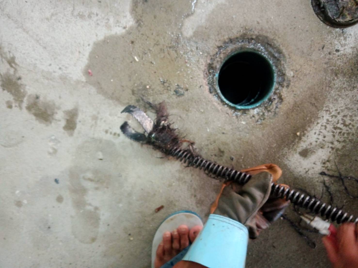 14 - https://ช่างท่อตันจันทบุรี.com | ช่างท่อตันจันทบุรี - งูเหล็กทะลวงท่อ ลอกท่อ ต่อท่อ แก้ไขท่อน้ำทิ้งอุดตันทุกชนิด ไม่ว่าจะเป็นท่อพื้นห้องน้ำตัน ชักโครกอุดตัน โถปัสสาวะตัน อ่างล้างจานตัน อ่างล้างหน้า-มือตัน ท่อระเบียงตัน ท่อเมน ของบ้าน อาคาร โรงเเรม โรงงาน คอนโด อาคารพาณิชย์