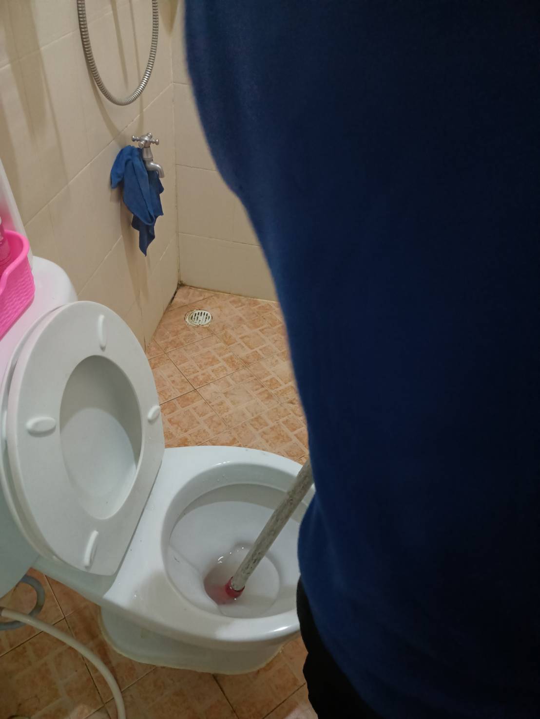 4 - https://ช่างท่อตันจันทบุรี.com | ช่างท่อตันจันทบุรี - งูเหล็กทะลวงท่อ ลอกท่อ ต่อท่อ แก้ไขท่อน้ำทิ้งอุดตันทุกชนิด ไม่ว่าจะเป็นท่อพื้นห้องน้ำตัน ชักโครกอุดตัน โถปัสสาวะตัน อ่างล้างจานตัน อ่างล้างหน้า-มือตัน ท่อระเบียงตัน ท่อเมน ของบ้าน อาคาร โรงเเรม โรงงาน คอนโด อาคารพาณิชย์